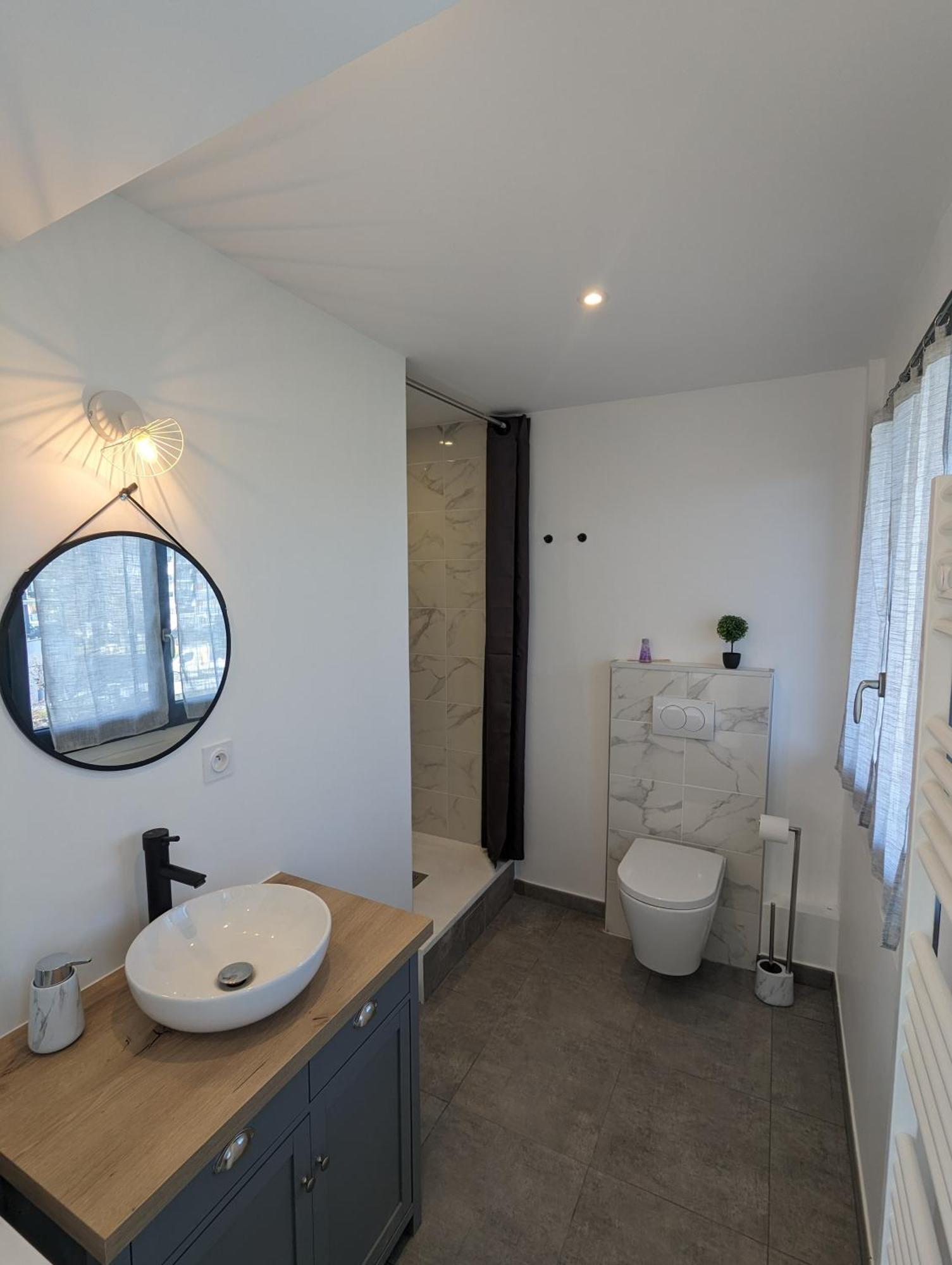 Appartement Cosy Et Moderne - Dent D'Oche à Thonon-les-Bains Extérieur photo