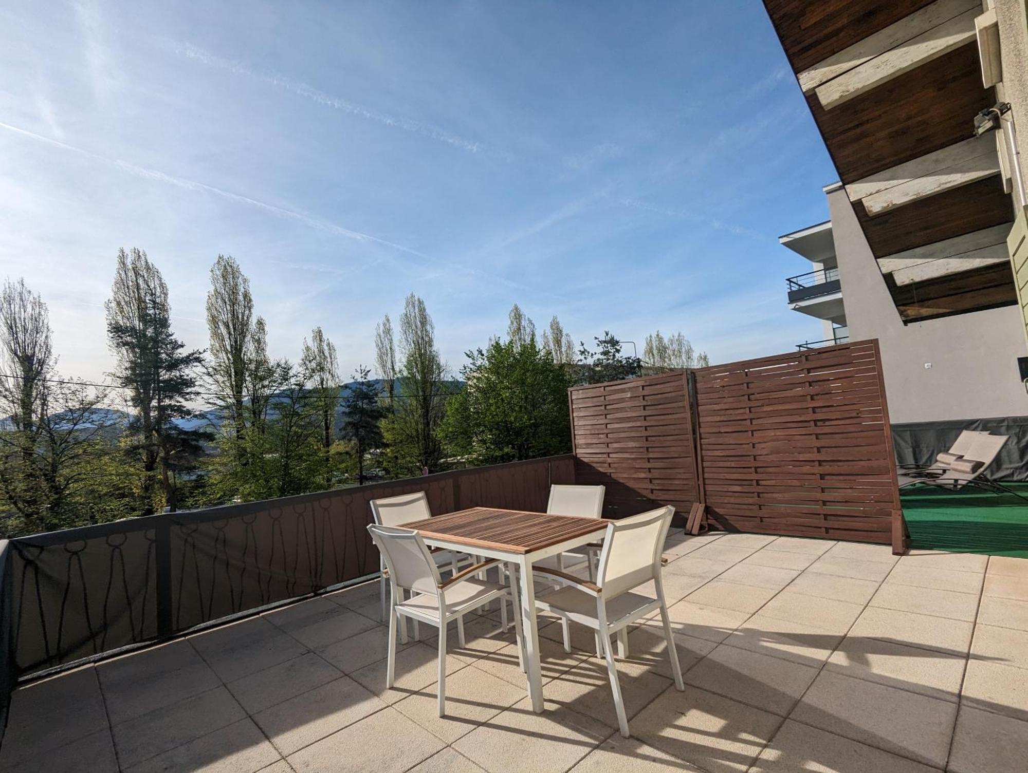 Appartement Cosy Et Moderne - Dent D'Oche à Thonon-les-Bains Extérieur photo